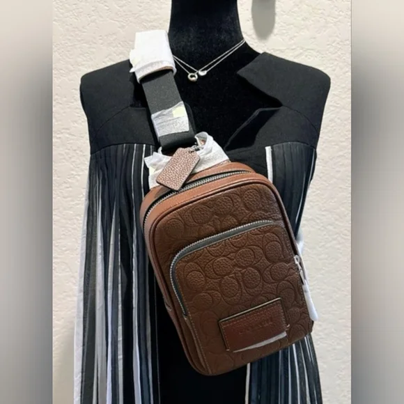 Coach Racer Sling Pack Crossbody Bag NWT - Picture 4 of 11